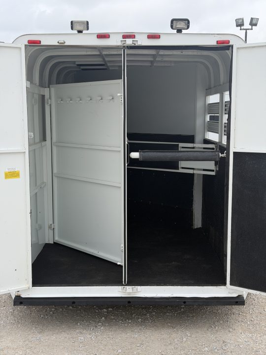 Used 1998 Sundowner 2 Horse Gooseneck Horse Trailer