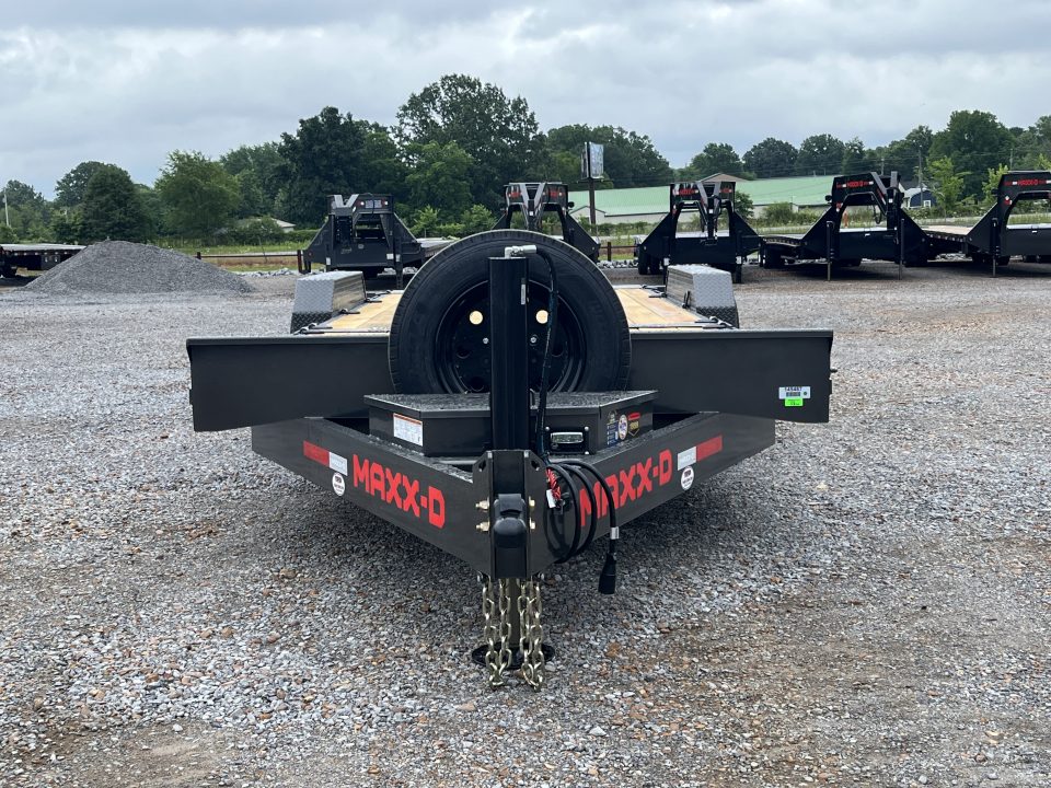 New 2027 MAXXD 83" X 24' 17.5K Tilt Equipment Trailer
