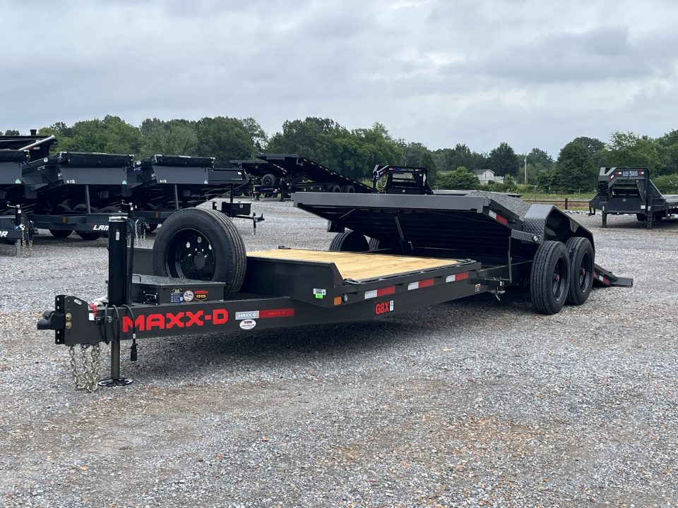 New 2027 MAXXD 83" X 24' 17.5K Tilt Equipment Trailer