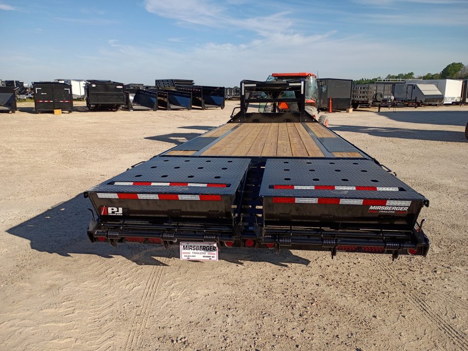 New 2027 PJ Trailers LQ252
