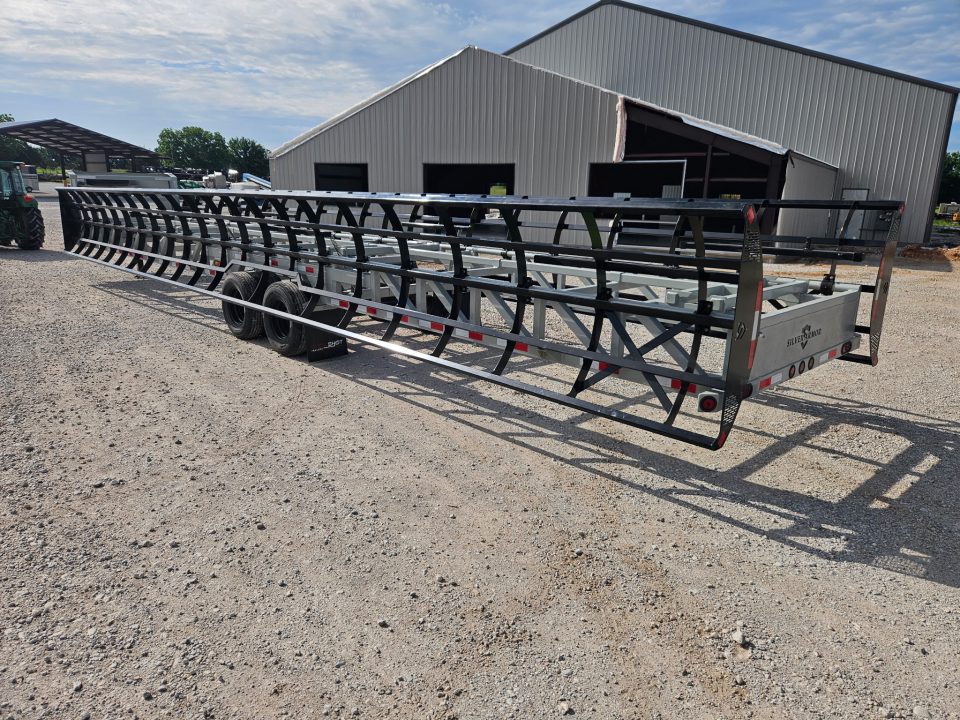 Used 2025 Silver Armor 43' DUAL RAIL HAY TRAILER W/HYDROJACK & 10K AXLES