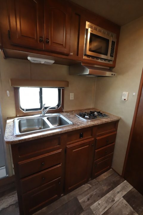 Used 2014 Bison Trailers 4 Horse LQ MT Horse Trailer