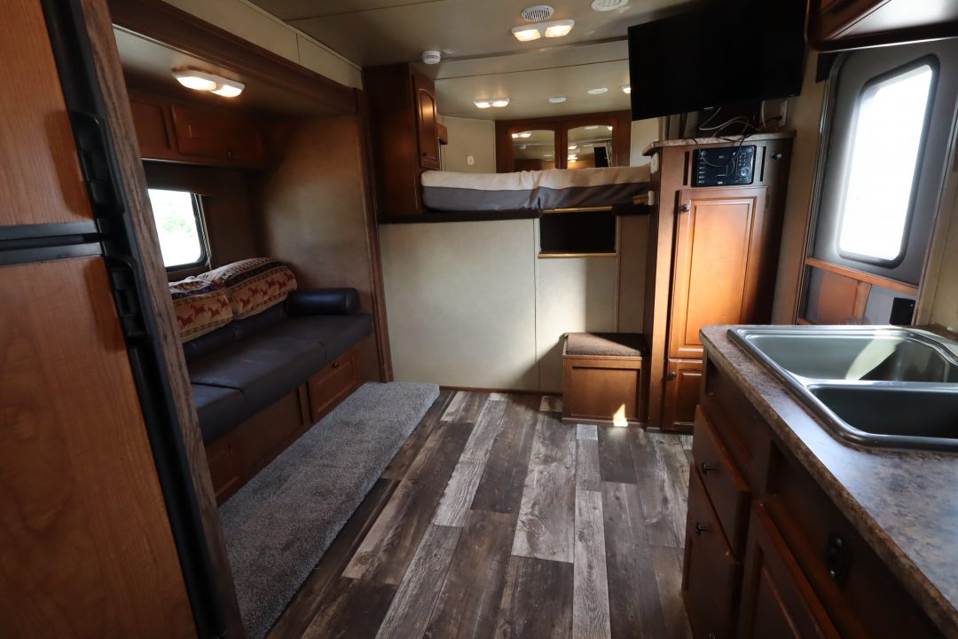 Used 2014 Bison Trailers 4 Horse LQ MT Horse Trailer