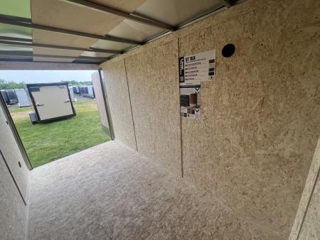 New 2026 Look Trailers 6X12 7K ST-DLX BARN DOOR Cargo / Enclosed Trailer