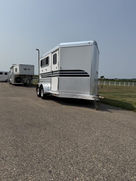 Used 2018 4-Star Trailers 2 Horse Slant Load Bumper Pull Horse Trailer