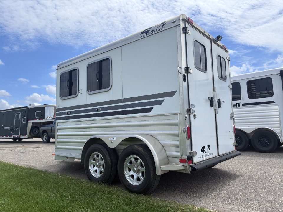 Used 2018 4-Star Trailers 2 Horse Slant Load Bumper Pull Horse Trailer