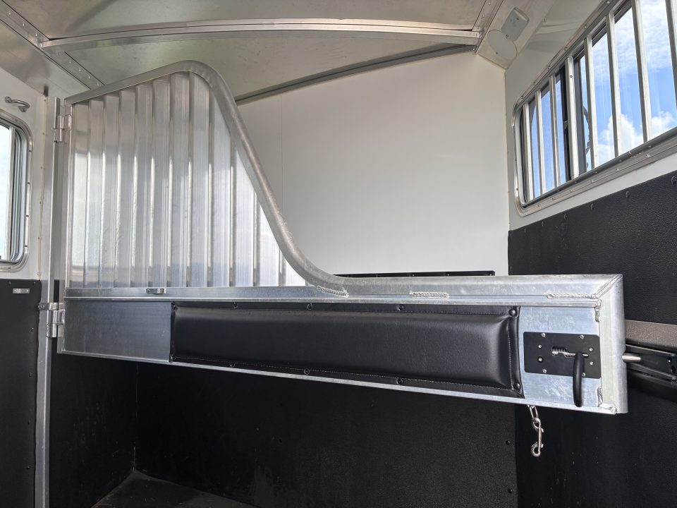 Used 2018 4-Star Trailers 2 Horse Slant Load Bumper Pull Horse Trailer