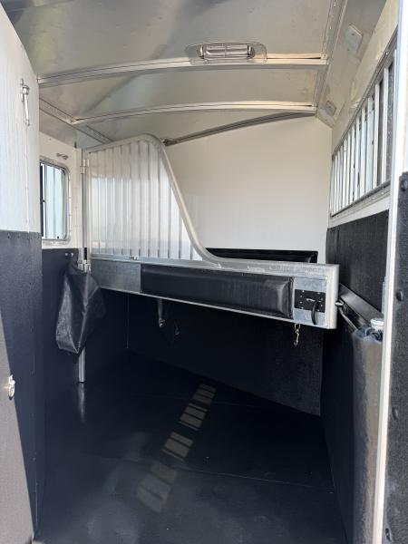 Used 2018 4-Star Trailers 2 Horse Slant Load Bumper Pull Horse Trailer