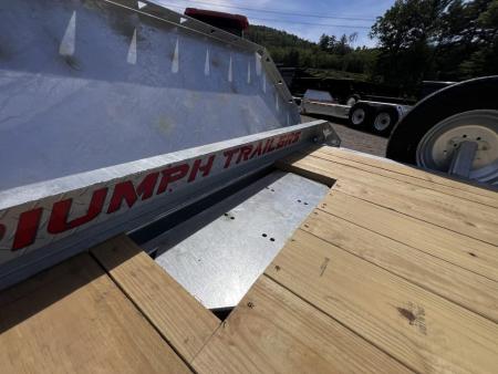 New 2026 Triumph galvanized 7x22 (16+6) Gravity Tilt w/ Stationary Deck/ Hydro Jack - 16k GVW