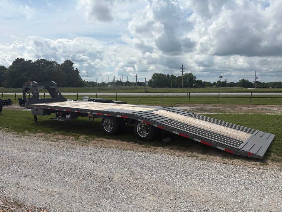 New 2026 Diamond C FMAX216 102x35 TANDEM 40K PACESETTER HYDROTAIL W / HYDRO JACKS