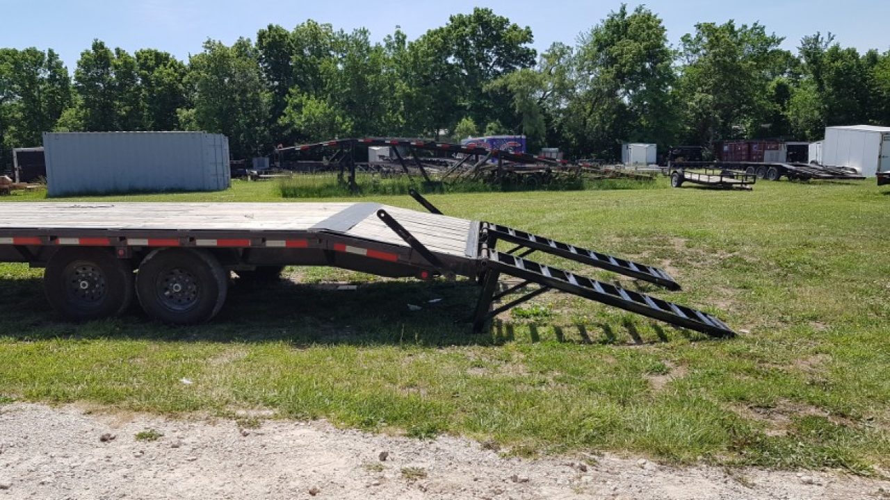 Used 2022 Quality Trailers 102 " x 28' (24'+4' Dove Tail ) 14K Deckover Trailer