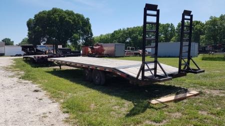 Used 2022 Quality Trailers 102 " x 28' (24'+4' Dove Tail ) 14K Deckover Trailer