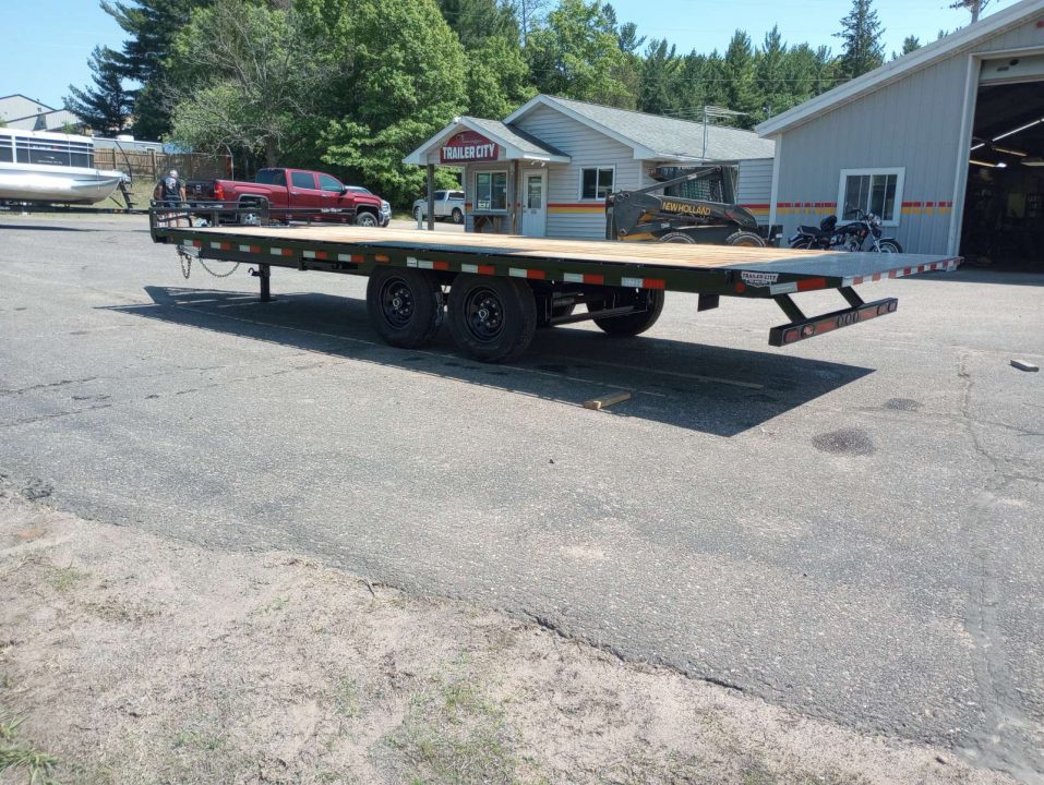 New 2027 PJ Trailers Deckover Tilt (T8) 22' Tilt Trailer