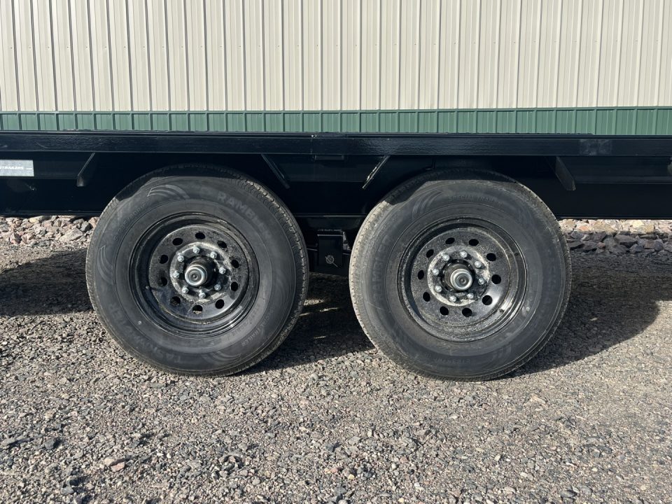 New 2027 PJ Trailers PJ 25' 14k Gooseneck - LQ252 Flatbed Trailer