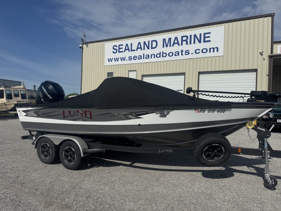 Used 2018 Lund 1975 Pro V Tournament Fishing Boat