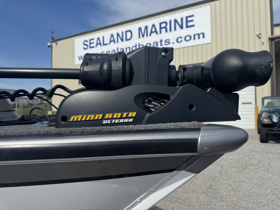Used 2018 Lund 1975 Pro V Tournament Fishing Boat