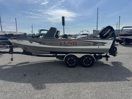 Used 2018 Lund 1975 Pro V Tournament Fishing Boat