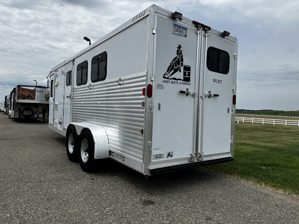 Used 2004 Exiss Trailers 3H LQ Horse Trailer