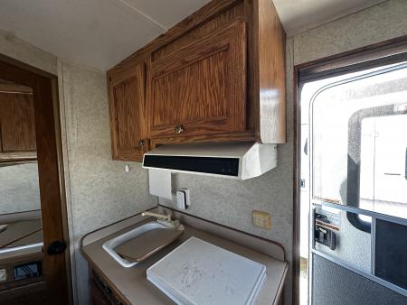 Used 2004 Exiss Trailers 3H LQ Horse Trailer