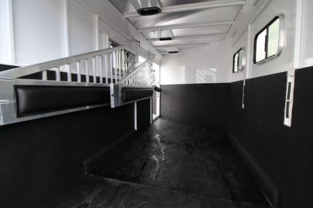 New 2027 Trails West Classic II Warmblood Horse Trailer
