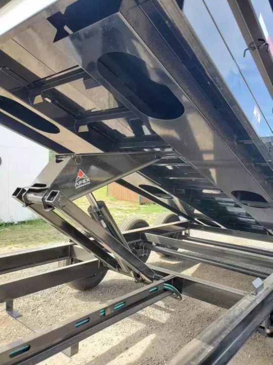 New 2027 Iron Bull 83"x16' 21k Gooseneck Dump Trailer w/36" Sides
