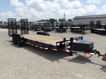 New 2026 PJ Trailers 83x22 CC222 Equipment Trailer