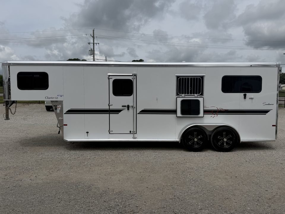 New 2027 Sundowner 2+1 Gooseneck Horse Trailer