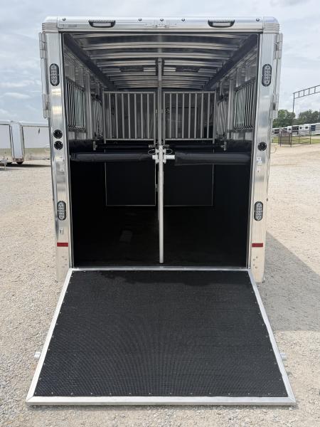 New 2027 Sundowner 2+1 Gooseneck Horse Trailer