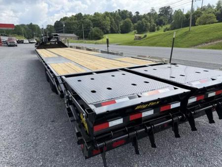 New 2026 Big Tex Trailers 25GN 102" x 25 + 5 Gooseneck Equipment Trailer