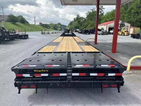 New 2026 Big Tex Trailers 25GN 102" x 25 + 5 Gooseneck Equipment Trailer