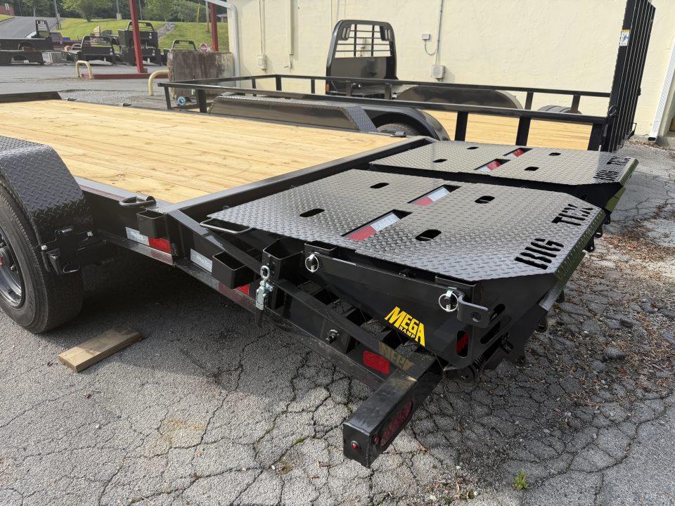 New 2027 Big Tex Trailers 16EH Equipment Trailer