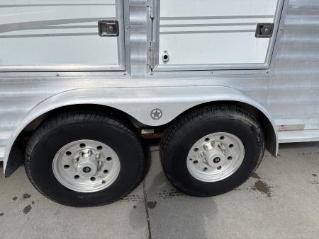 Used 2003 Bloomer 3 Horse Trailer
