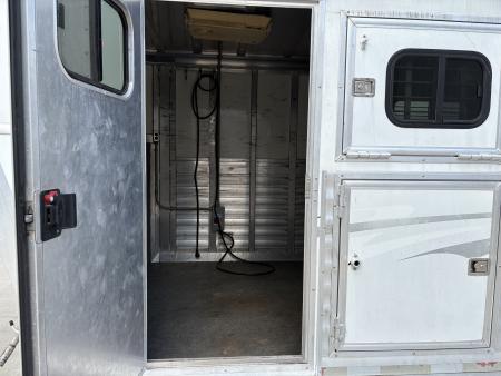 Used 2003 Bloomer 3 Horse Trailer