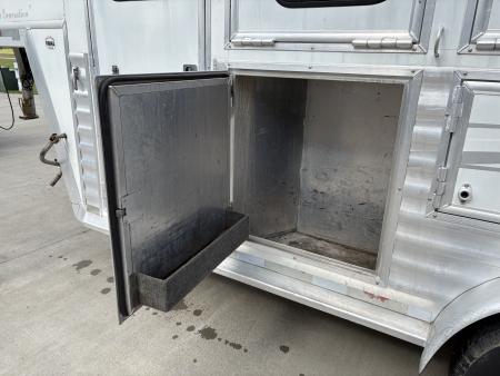 Used 2003 Bloomer 3 Horse Trailer