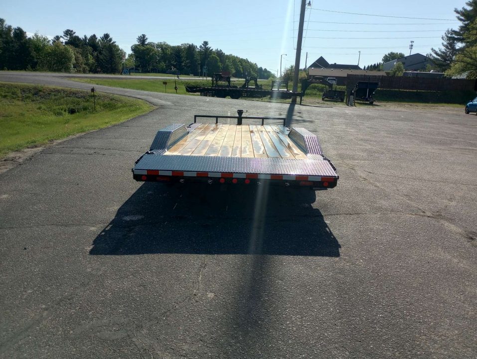 New 2027 PJ Trailers B5 20'x102" Car Hauler