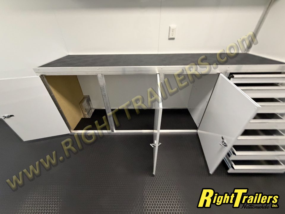 New 2026 Vintage Trailers 8.5x50 Sportsman Extreme Living Quarters Race Trailer