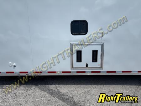 New 2026 Vintage Trailers 8.5x50 Sportsman Extreme Living Quarters Race Trailer