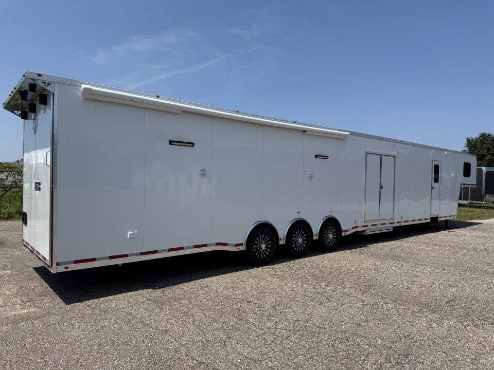 New 2026 Vintage Trailers 8.5x52 Sportsman Unlimited Living Quarters Race Trailer