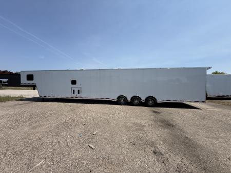 New 2026 Vintage Trailers 8.5x52 Sportsman Unlimited Living Quarters Race Trailer