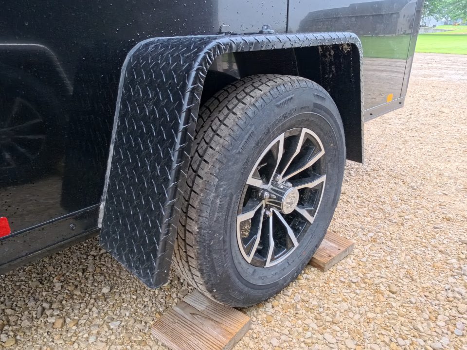New 2026 Formula Trailers 5 x 8 x 6 Traverse Flat Top V-Nose with 3K GVWR, Rear Flare ,LED Loading Light, 5,000 lb. Steel Plate D-Rings, & Ramp Extension