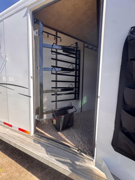 Used 2022 Trails West CLASSIC GN 4H Horse Trailer