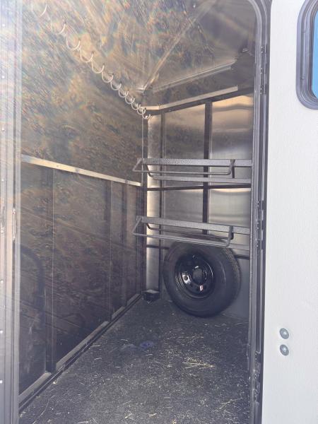 Used 2023 Logan Coach 2H CROSSFIRE BP Horse Trailer