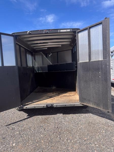 Used 2023 Logan Coach 2H CROSSFIRE BP Horse Trailer