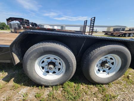 Used 2018 Sure-Trac 7x18+4 Tilting Equipment Trailer
