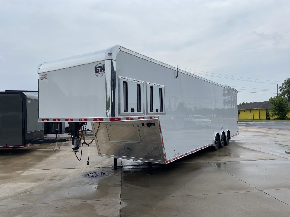 New United USHGN-8.540 Racing Trailer
