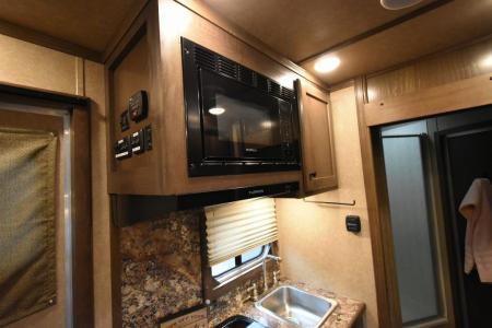 Used 2022 Lakota 7209 Charger Horse Trailer