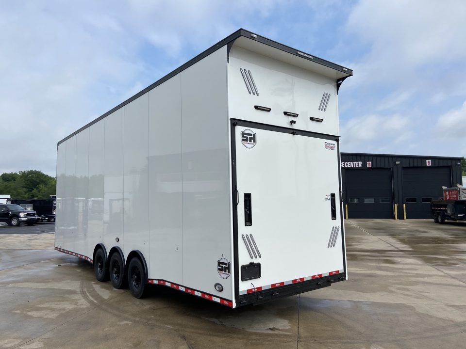 New United USH-8.532 Stacker