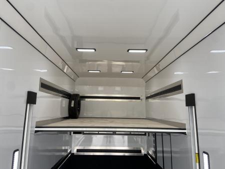 New United USH-8.532 Stacker
