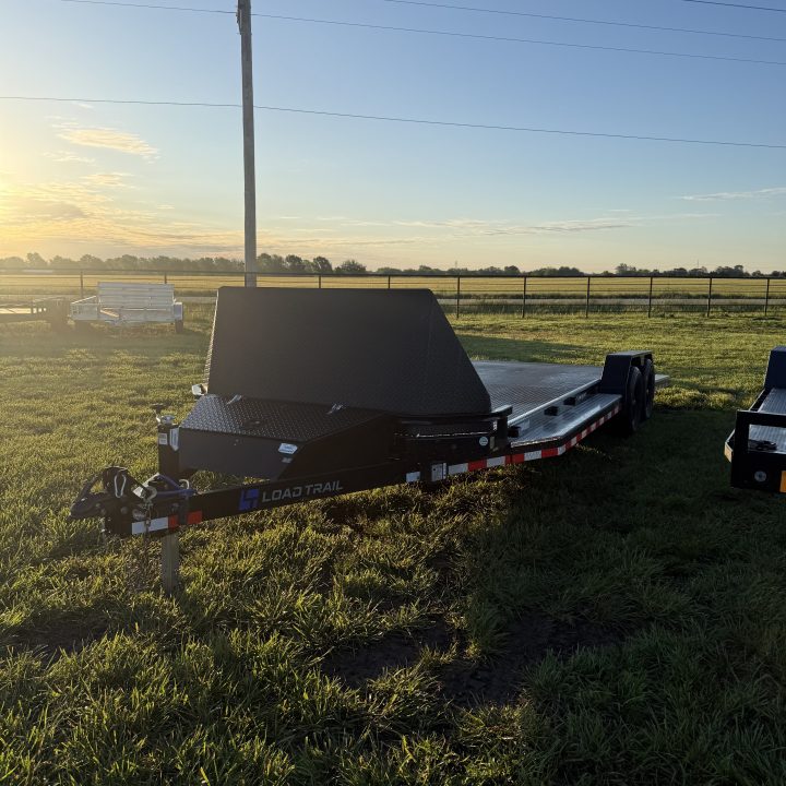 Used 2026 Load Trail TANDEM CH W/ STEEL FLOOR/ 4' DOVE/ SLIDE IN RAMPS/ REMOVABLE FENDERS/ 83X22 Car Hauler