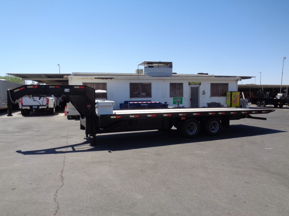 Used 2018 Kerr-Bilt * 22GN-26 * 26Ft Gooseneck Hydraulic Tilt Flatbed Trailer